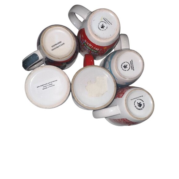 Set Of 6 Merry Christmas Themed Ceramic Coffee Mugs - Picture 8 of 16